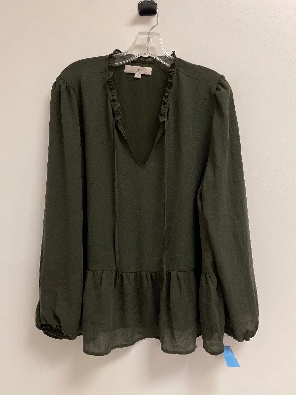 women's tops for those who want to show off their figure in a flattering wayTop Long Sleeve By Loft In Green, Size: Xl