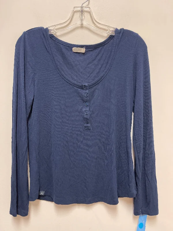 women's tops with spaghetti straps and deep V-necksTop Long Sleeve By Barefoot Dreams In Navy, Size: M