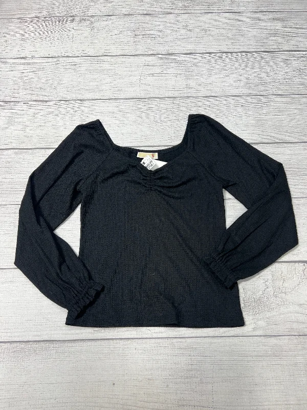 women's tops for those who want to wear versatile pieces that can be dressed up or downNew! Top Long Sleeve Designer By Michael Kors In Black, Size: S