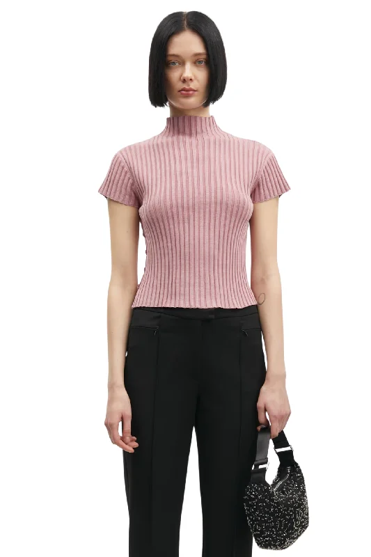 women's tops for those who want to wear pieces that are both comfortable and stylishSatalya Top in Washed Woodrose