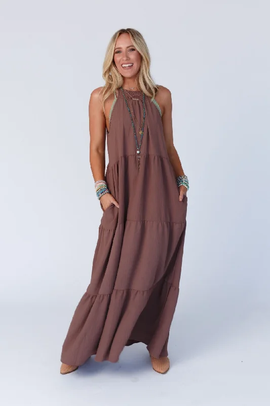 women's party dressesThe Nest Scarlett Baby Waffle Tiered Maxi Dress - Mocha