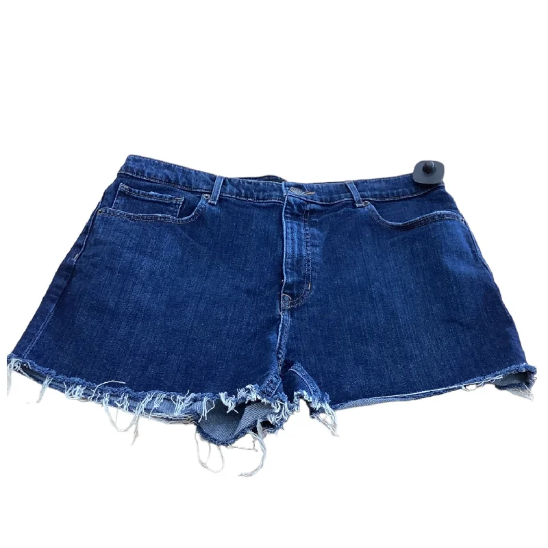 women's classic shortsBlue Denim Shorts Express, Size 14