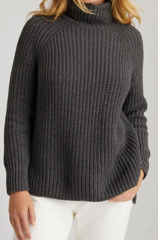 Trendy SweatersStella Cotton Pullover Sweater In Charcoal Heather