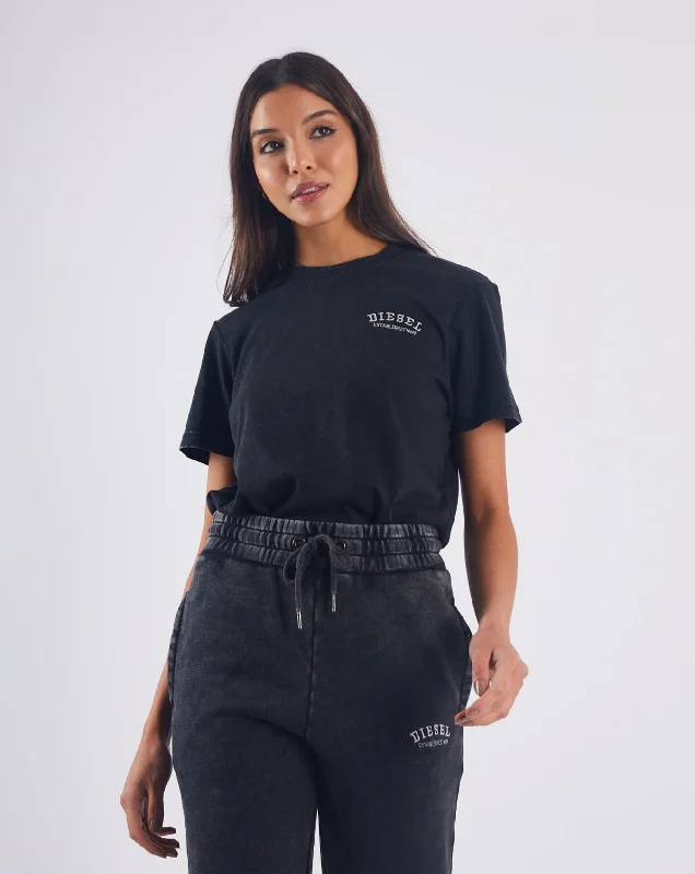 women's tops for those who love to shop for unique findsKyline Tee Black Acid