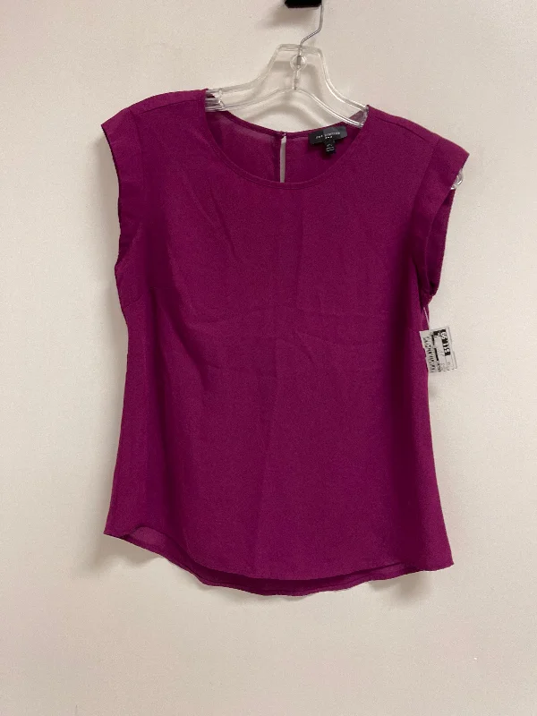 trendy women's topsTop Short Sleeve By Limited In Purple, Size: Xs