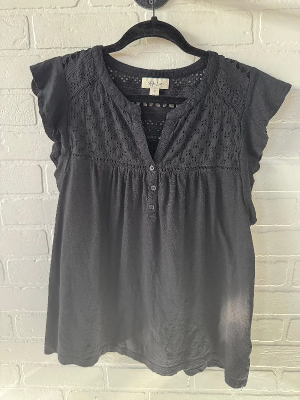 women's tops for those who want to wear pieces that are both functional and fashionableTop Short Sleeve By Style And Company In Black, Size: M