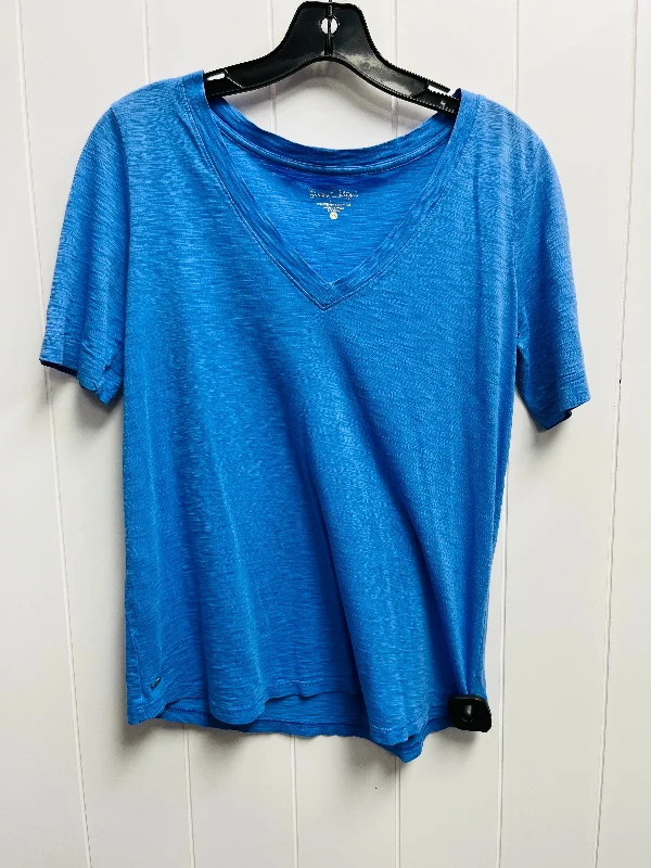 women's tops for those who want to create stylish and put-together outfits without spending a fortuneTop Short Sleeve Designer By Lilly Pulitzer In Blue, Size: Xs